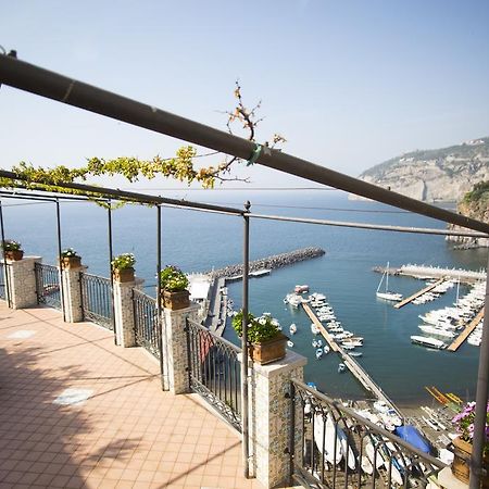 Domus San Vincenzo Bed and Breakfast Sant'Agnello Buitenkant foto