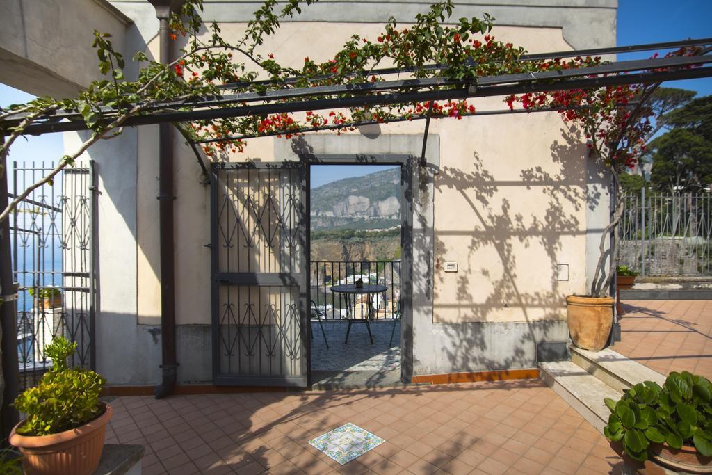 Domus San Vincenzo Bed and Breakfast Sant'Agnello Buitenkant foto