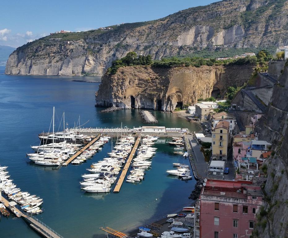 Domus San Vincenzo Bed and Breakfast Sant'Agnello Buitenkant foto