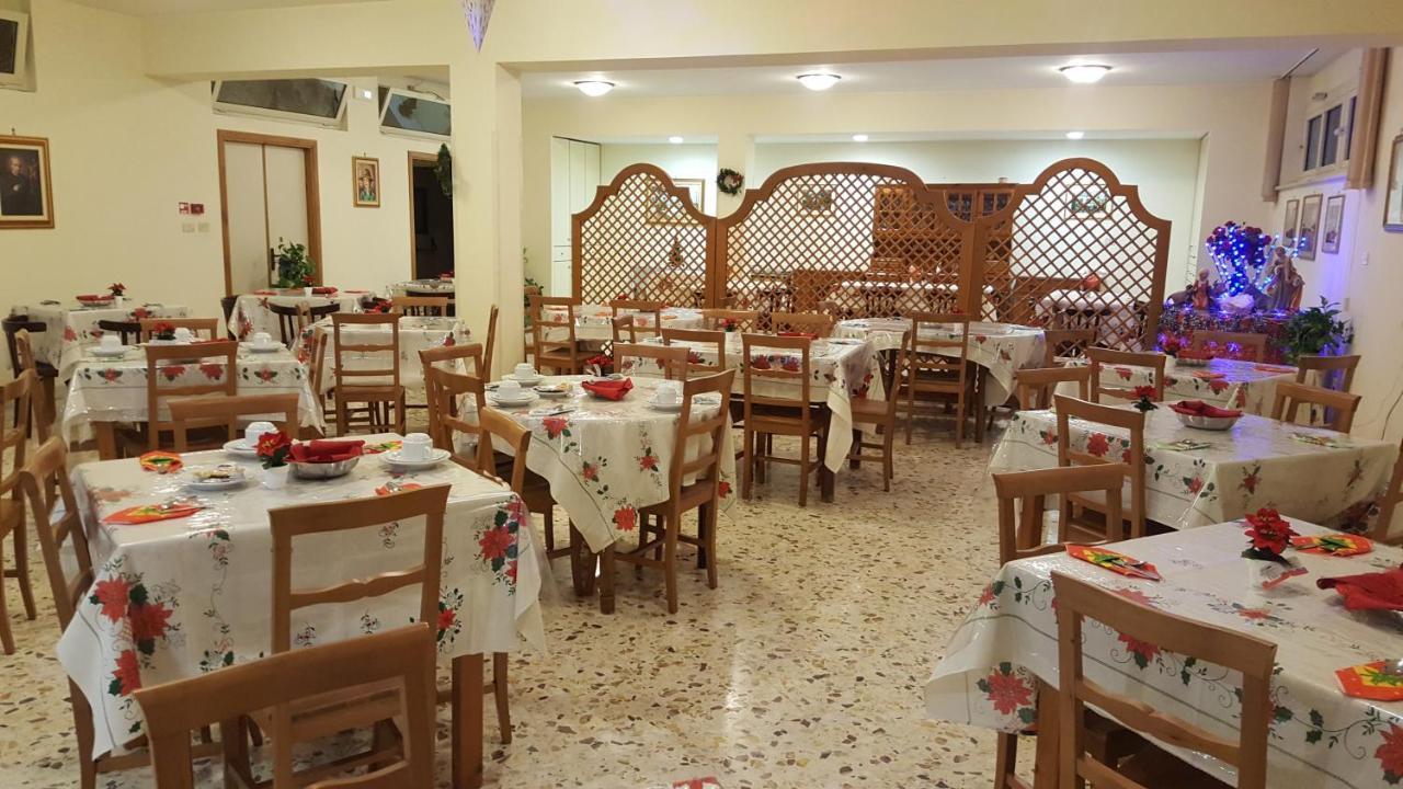 Domus San Vincenzo Bed and Breakfast Sant'Agnello Buitenkant foto